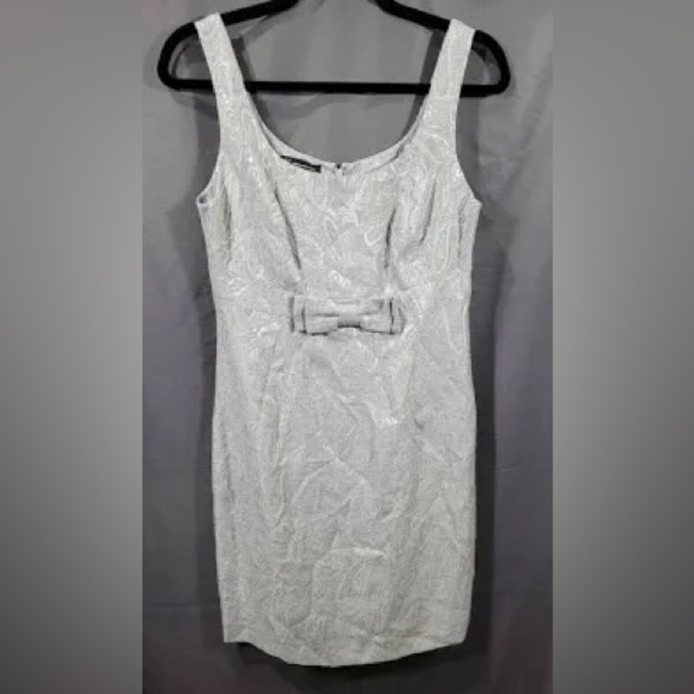 INTERNATIONAL CONCEPTS: SILVER SLEEVELESS  SPECIAL OCCASION DRESS SIZE 4